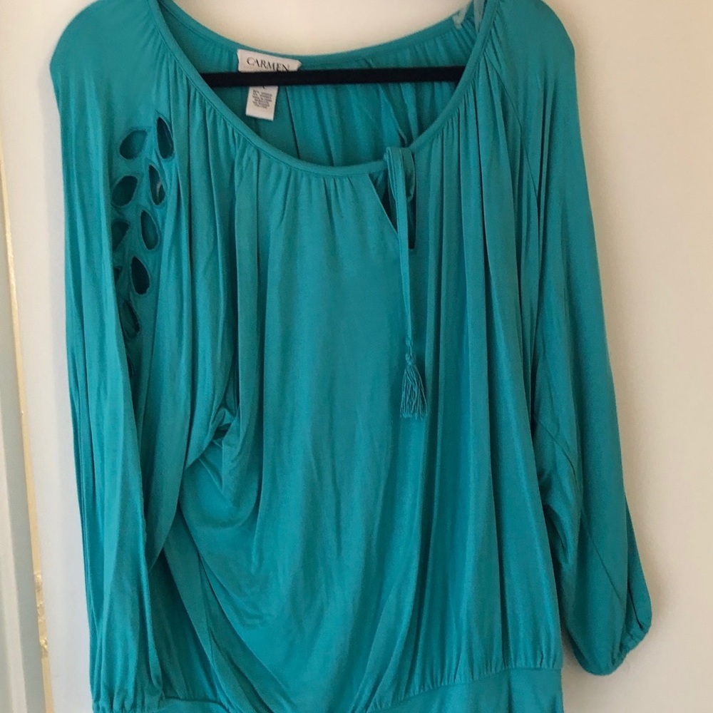 Carmen turquoise three quarter top